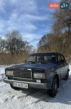 Седан ВАЗ / Lada 2107 2004 в Хмельницькому