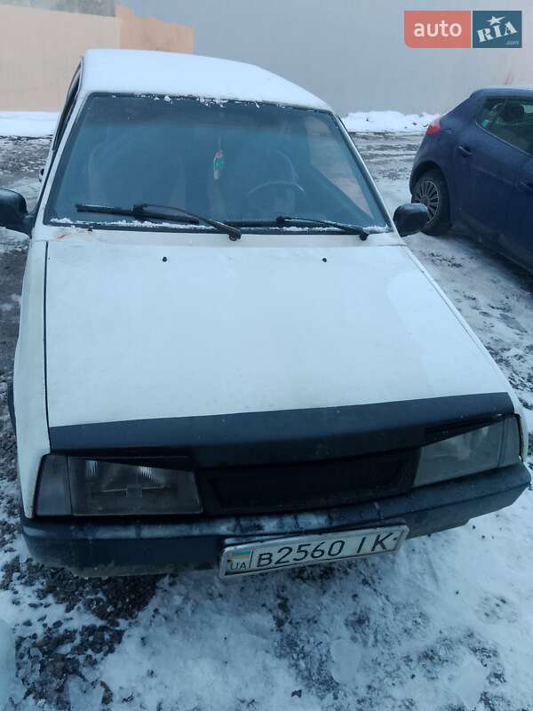 Хэтчбек ВАЗ / Lada 2108 1990 в Ужгороде