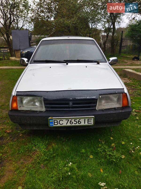 Седан ВАЗ / Lada 21099 2005 в Рудки