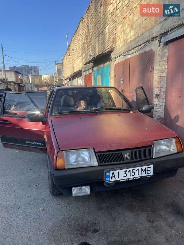 Хэтчбек ВАЗ / Lada 2109 1992 в Киеве