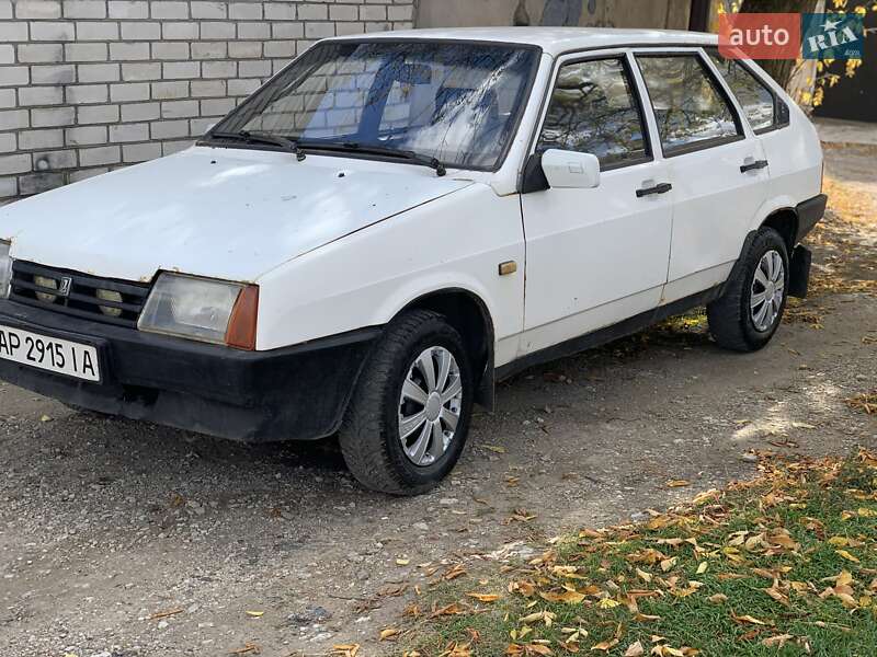 Хетчбек ВАЗ / Lada 2109 1989 в Запоріжжі Хетчбек ВАЗ / Lada 2109 1989 в Запоріжжі
