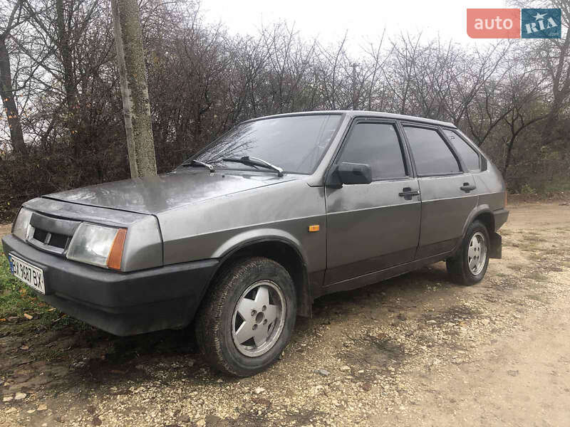 Хэтчбек ВАЗ / Lada 2109 1991 в Новой Ушице