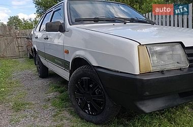 Хетчбек ВАЗ / Lada 2109 2004 в Мирополі Хетчбек ВАЗ / Lada 2109 2004 в Мирополі