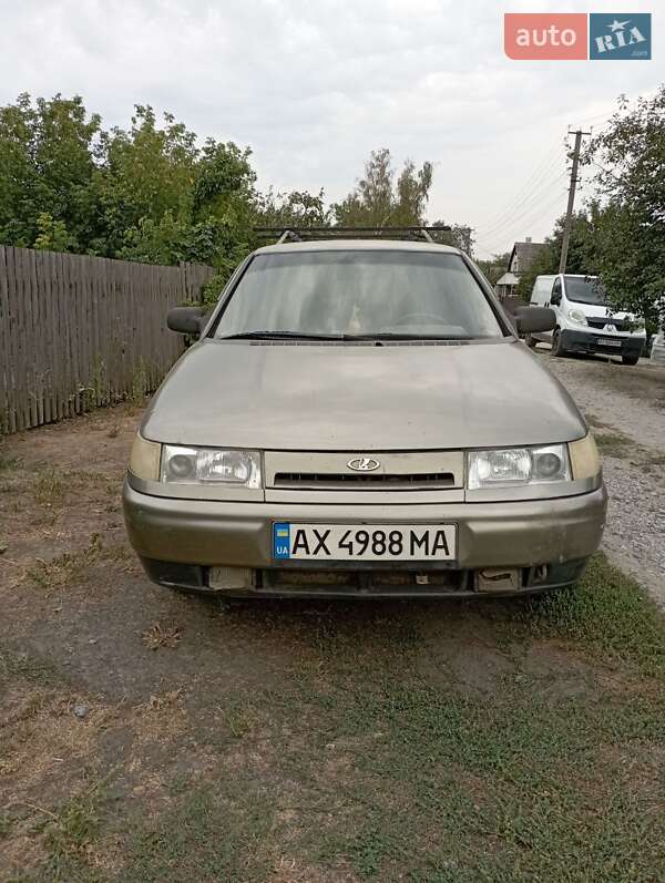Универсал ВАЗ / Lada 2111 2002 в Изюме