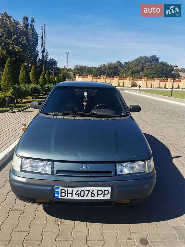 Седан ВАЗ / Lada 2113 Samara 2001 в Измаиле