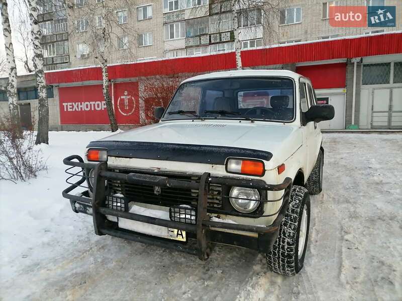 Внедорожник / Кроссовер ВАЗ / Lada 2121 Нива 1988 в Шостке