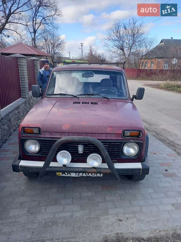 Внедорожник / Кроссовер ВАЗ / Lada 2121 Нива 1984 в Лохвице