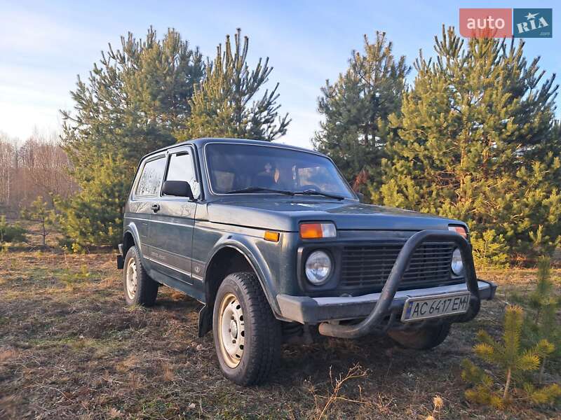 Внедорожник / Кроссовер ВАЗ / Lada 21213 Niva 2001 в Старой Выжевке