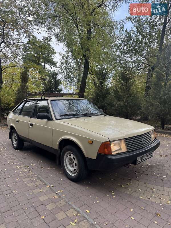 Хэтчбек Москвич/АЗЛК 2141 1990 в Запорожье Хэтчбек Москвич/АЗЛК 2141 1990 в Запорожье