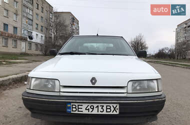 Хэтчбек Renault 21 1990 в Первомайске Хэтчбек Renault 21 1990 в Первомайске