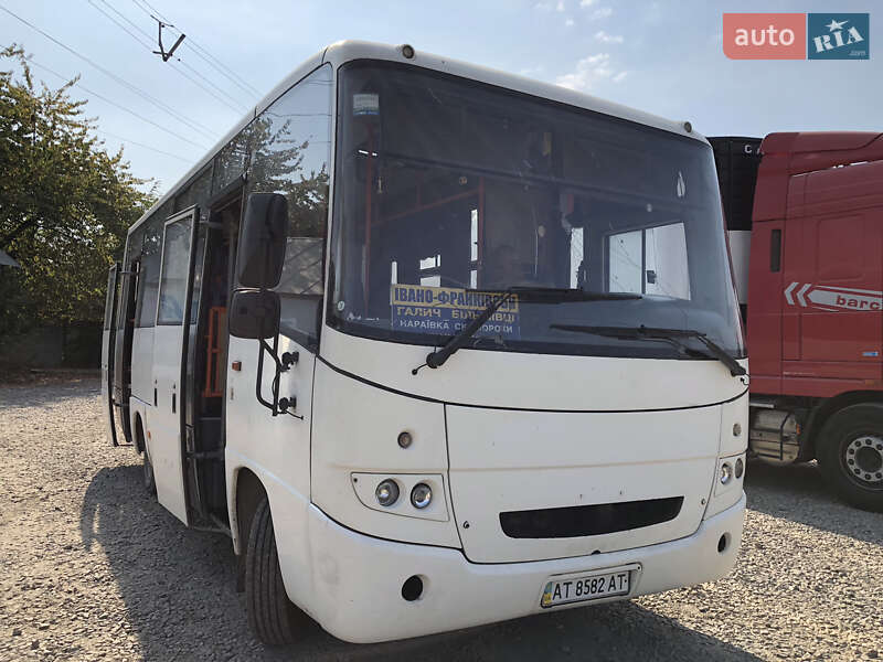 Пригородный автобус МАЗ 256 2007 в Ивано-Франковске