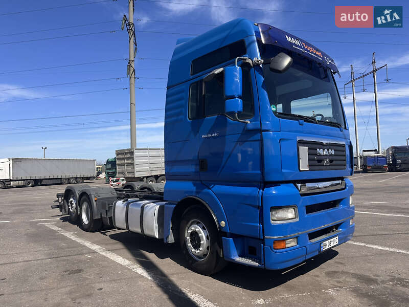 Контейнеровоз MAN 26.440 2008 в Одессе