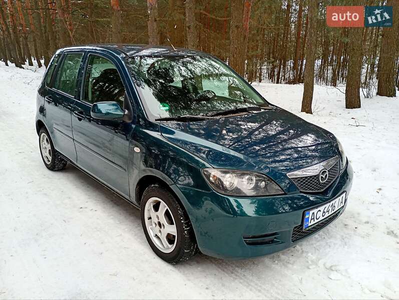 Хэтчбек Mazda 2 2006 в Ратным