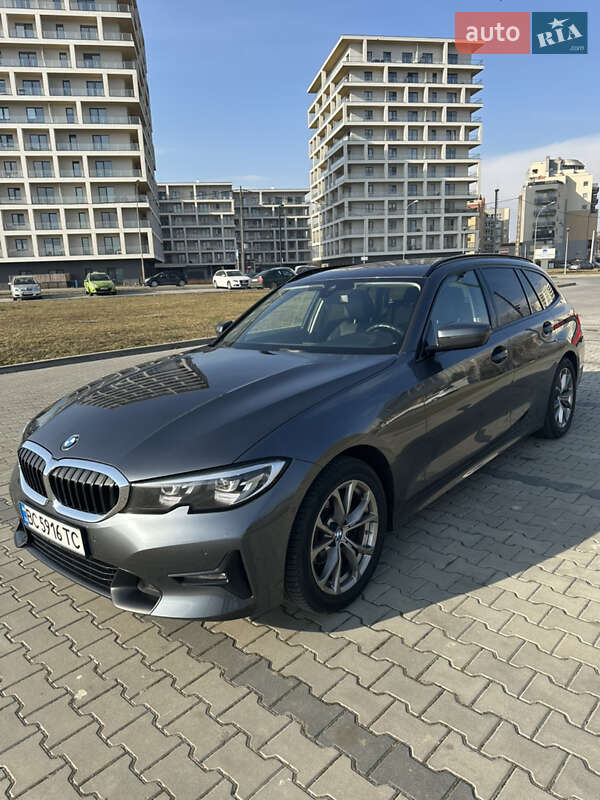 Універсал BMW 3 Series 2019 в Львові
