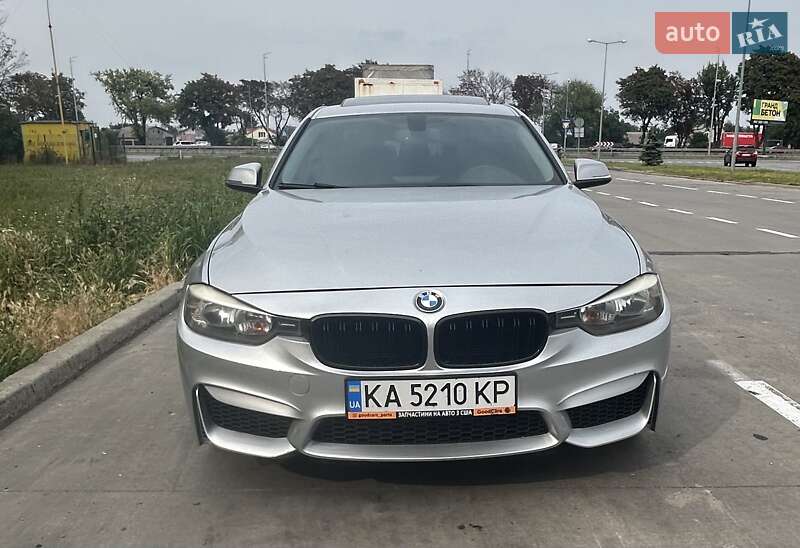 Седан BMW 3 Series 2015 в Киеве