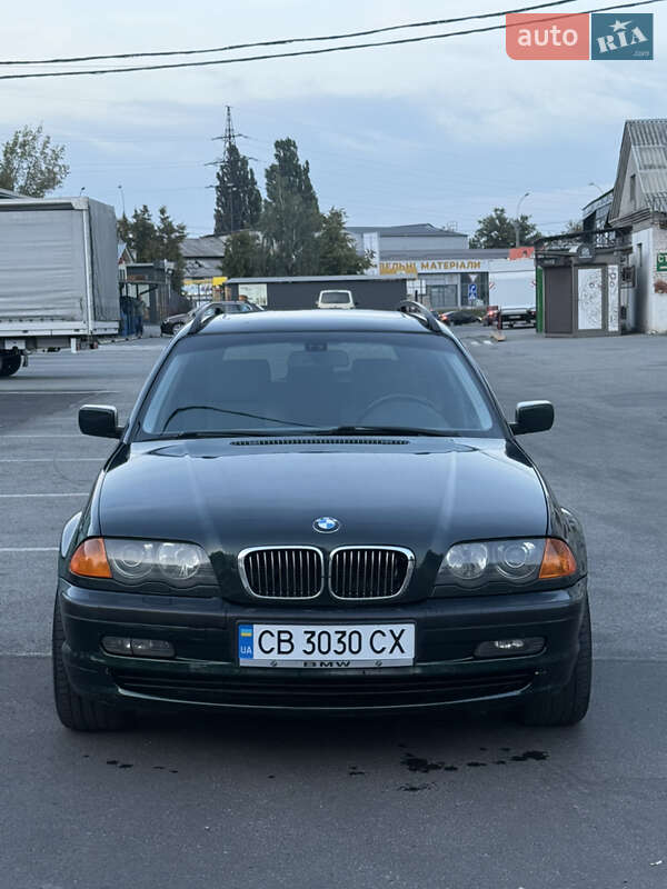 Универсал BMW 3 Series 2001 в Чернигове