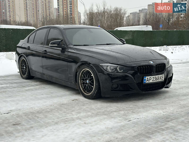 Седан BMW 3 Series 2012 в Киеве