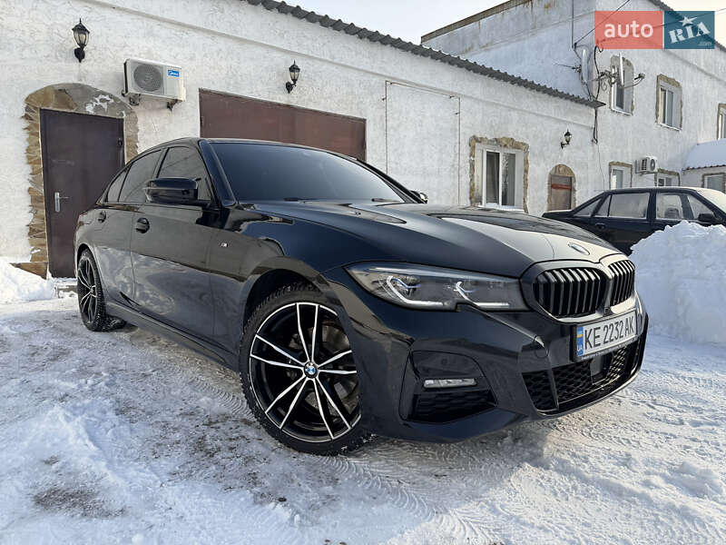 Седан BMW 3 Series 2022 в Днепре
