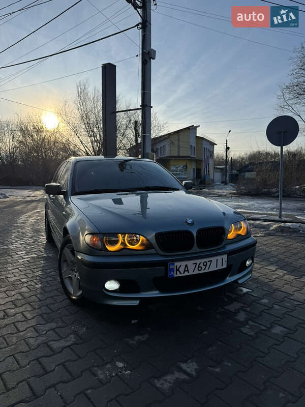 Универсал BMW 3 Series 2004 в Черновцах