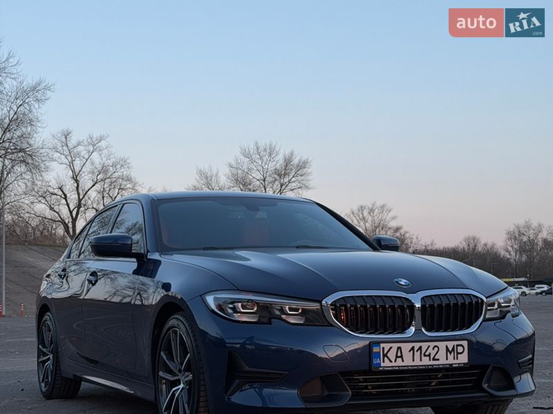 Седан BMW 3 Series 2022 в Києві