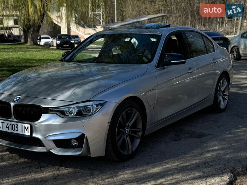 Седан BMW 3 Series 2016 в Ивано-Франковске