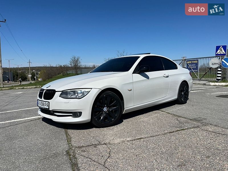 Купе BMW 3 Series 2011 в Харкові
