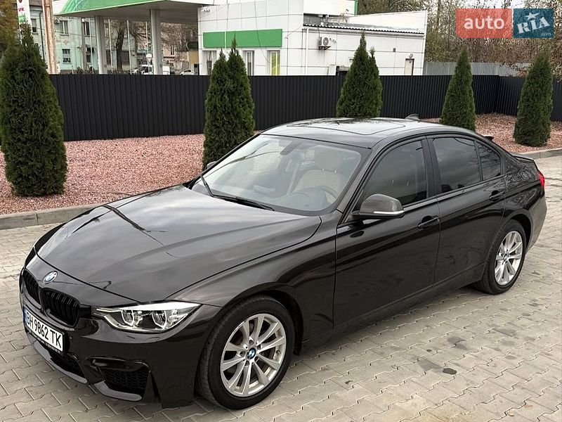 Седан BMW 3 Series 2017 в Сумах
