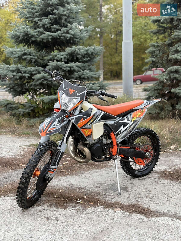 Мотоцикл Кросс Kovi 300-2T Pro 2024 в Дніпрі Мотоцикл Кросс Kovi 300-2T Pro 2024 в Дніпрі