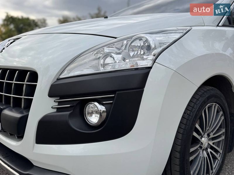 Внедорожник / Кроссовер Peugeot 3008 2013 в Первомайске