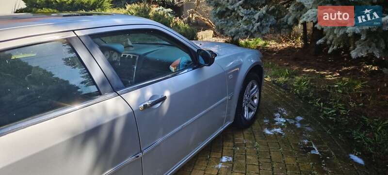 Внедорожник / Кроссовер Chrysler 300C 2004 в Одессе