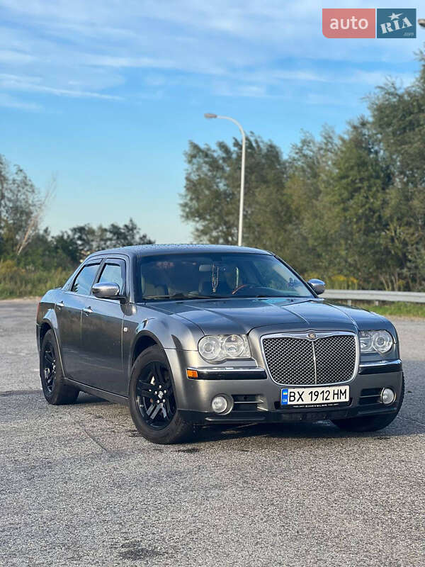 Седан Chrysler 300C 2006 в Бродах Седан Chrysler 300C 2006 в Бродах