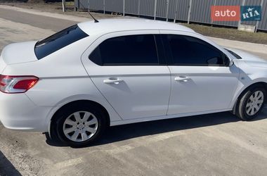 Седан Peugeot 301 2015 в Киеве Седан Peugeot 301 2015 в Киеве