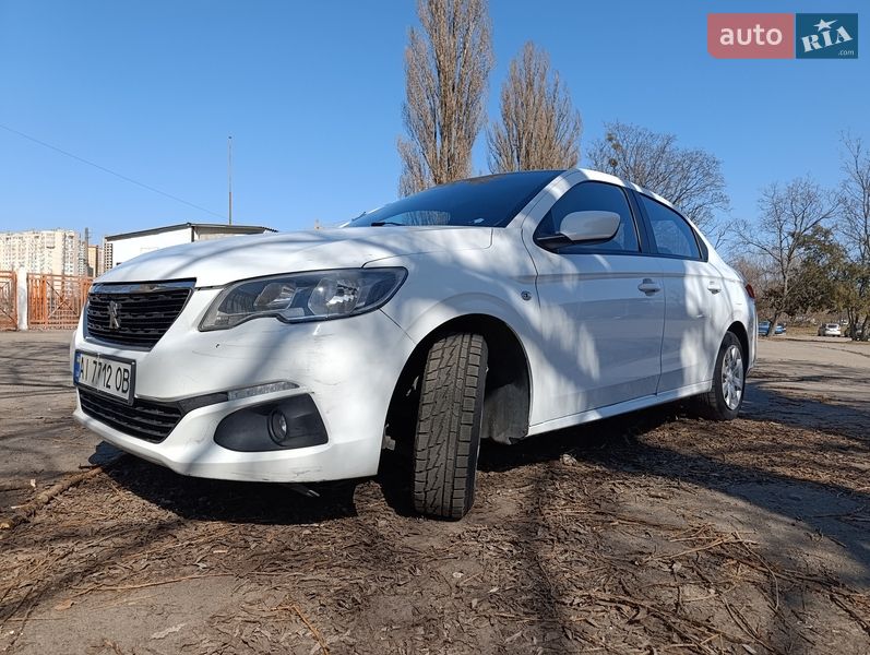 Седан Peugeot 301 2019 в Киеве