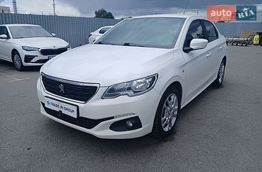 Седан Peugeot 301 2019 в Киеве