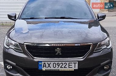 Седан Peugeot 301 2017 в Харкові