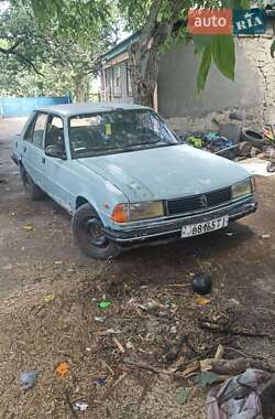 Седан Peugeot 305 1983 в Врадиевке