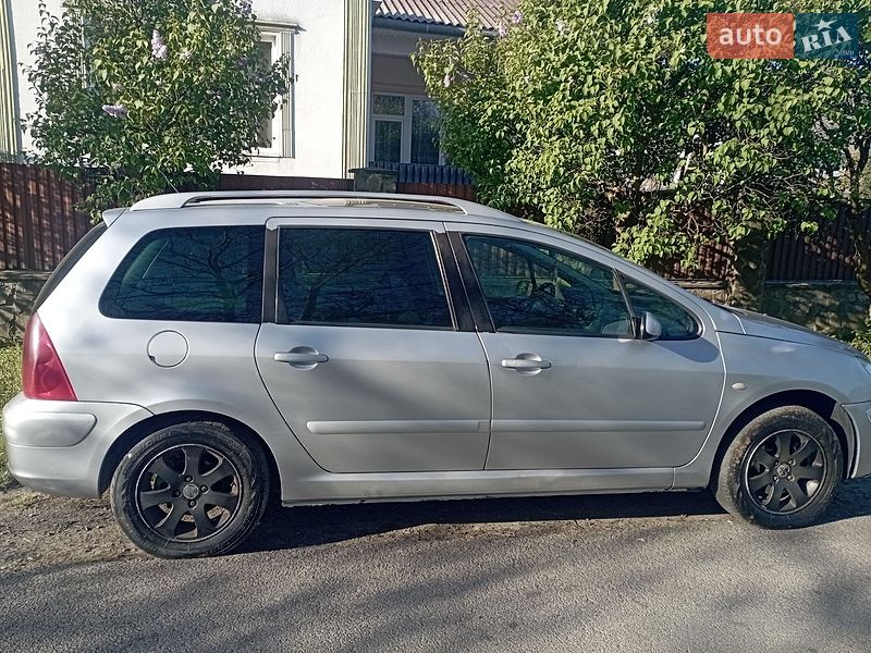 Універсал Peugeot 307 2003 в Ужгороді