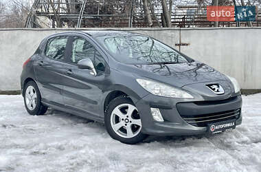 Хетчбек Peugeot 308 2011 в Києві