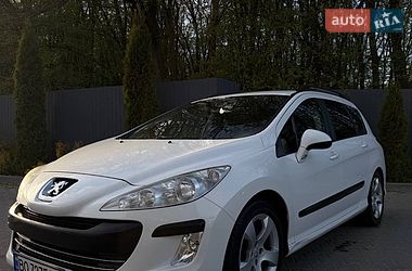 Універсал Peugeot 308 2010 в Тернополі