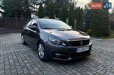 Универсал Peugeot 308 2017 в Львове