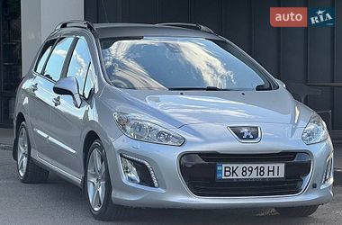 Універсал Peugeot 308 2011 в Радивиліві