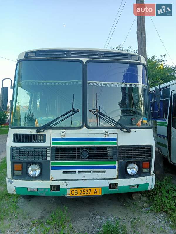 Городской автобус ПАЗ 32054 2004 в Прилуках
