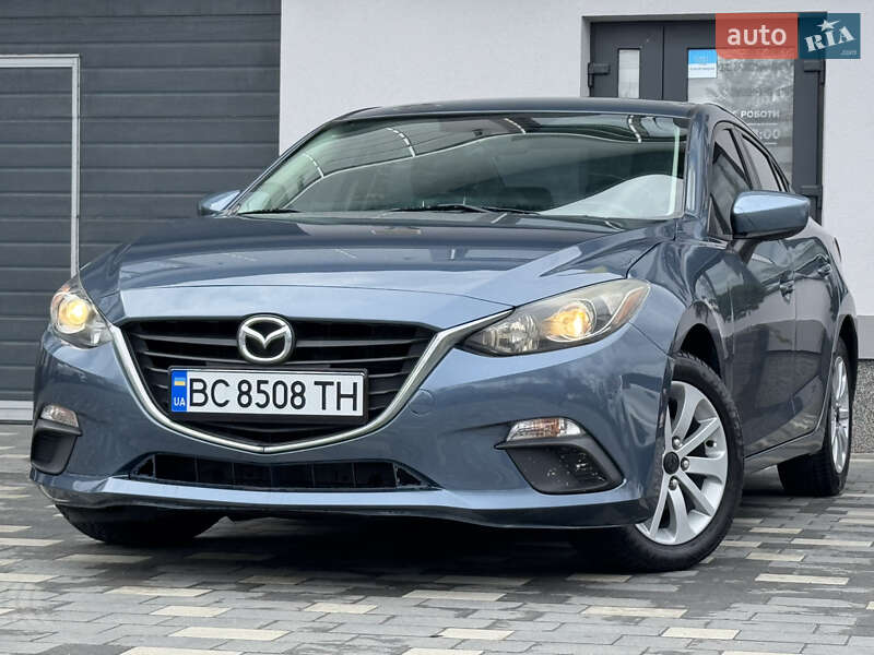 Седан Mazda 3 2015 в Дрогобичі