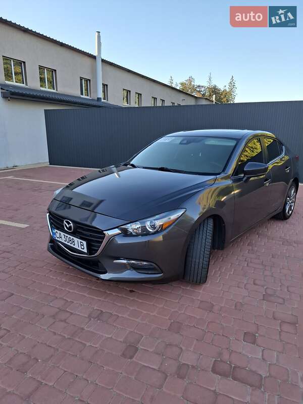 Седан Mazda 3 2018 в Жашківу Седан Mazda 3 2018 в Жашківу