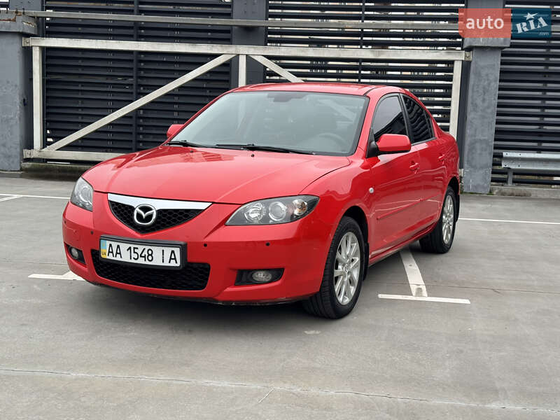 Седан Mazda 3 2008 в Киеве