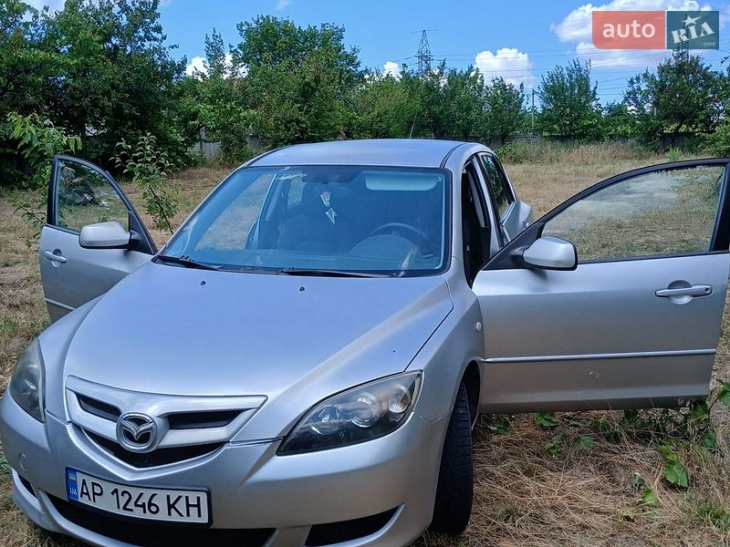 Хэтчбек Mazda 3 2004 в Запорожье