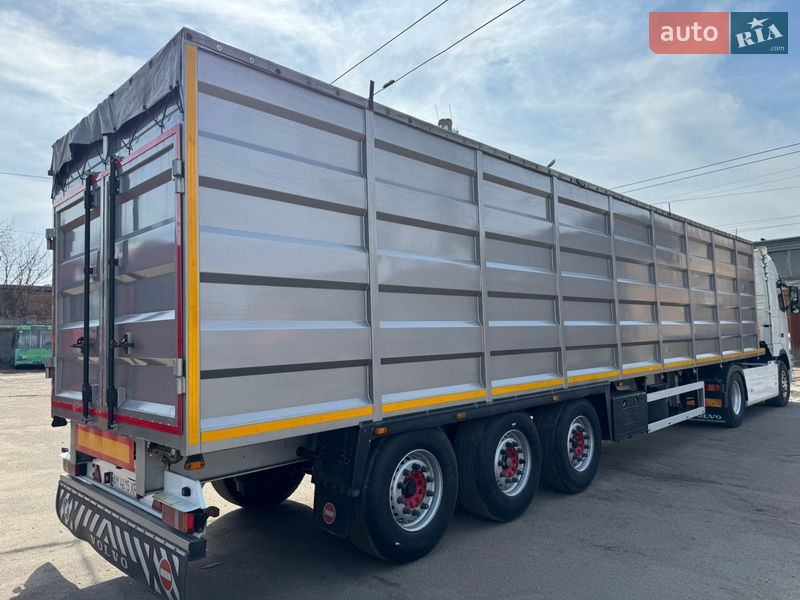 Зерновоз - полуприцеп Lacitrailer 3E20RD 2005 в Житомире Зерновоз - полуприцеп Lacitrailer 3E20RD 2005 в Житомире