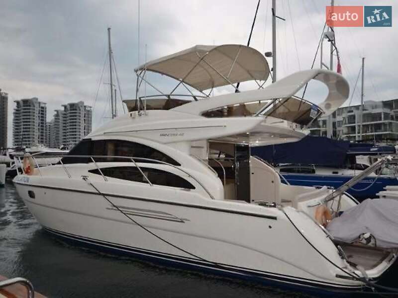 Моторная яхта Princess 42 2011 в Киеве