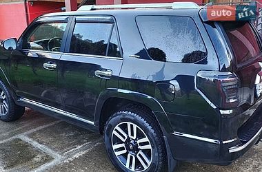 Внедорожник / Кроссовер Toyota 4Runner 2013 в Тячеве