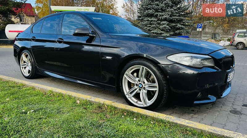 Седан BMW 5 Series 2013 в Львове